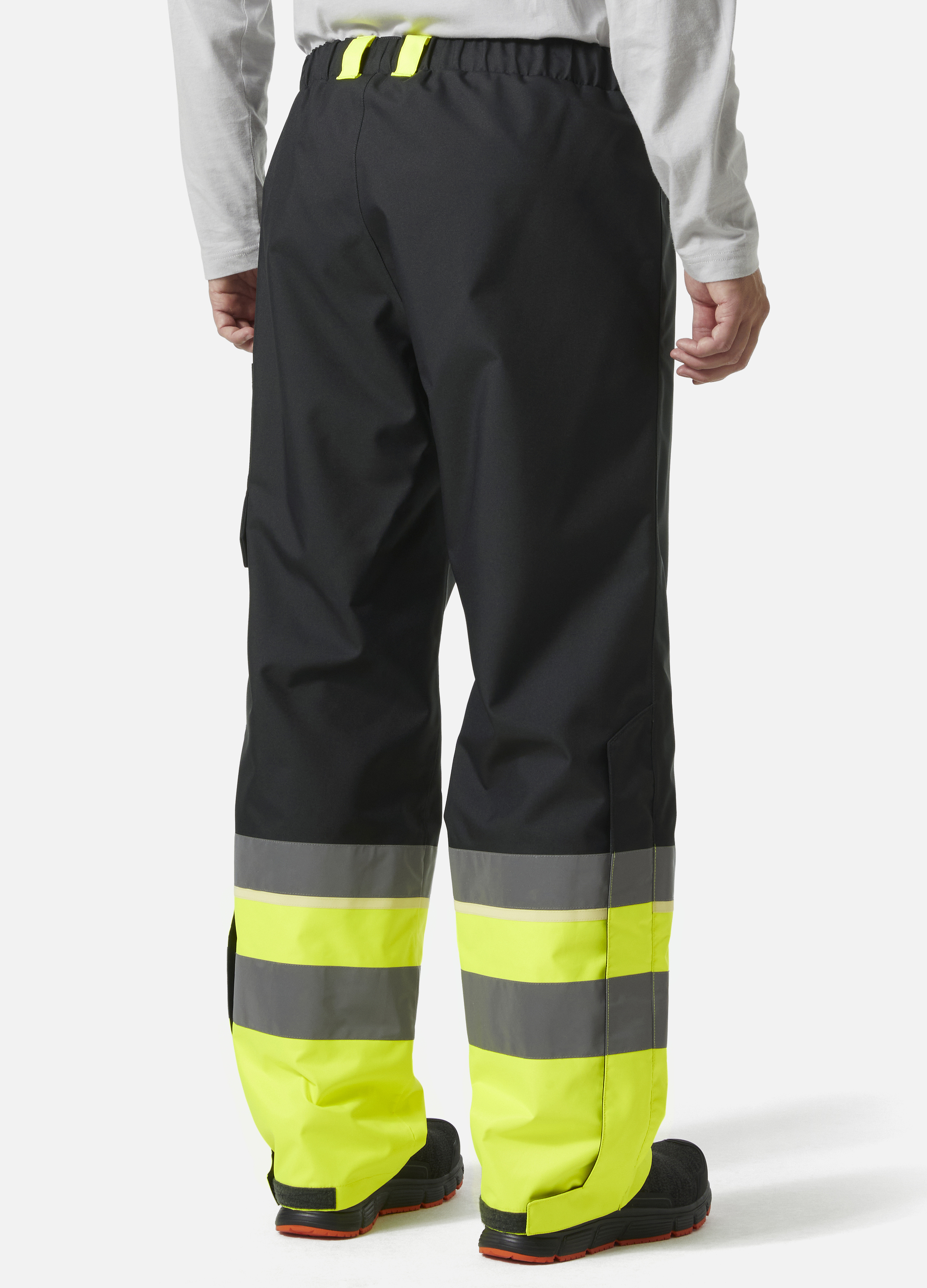 UC-ME SHELL PANT CL1