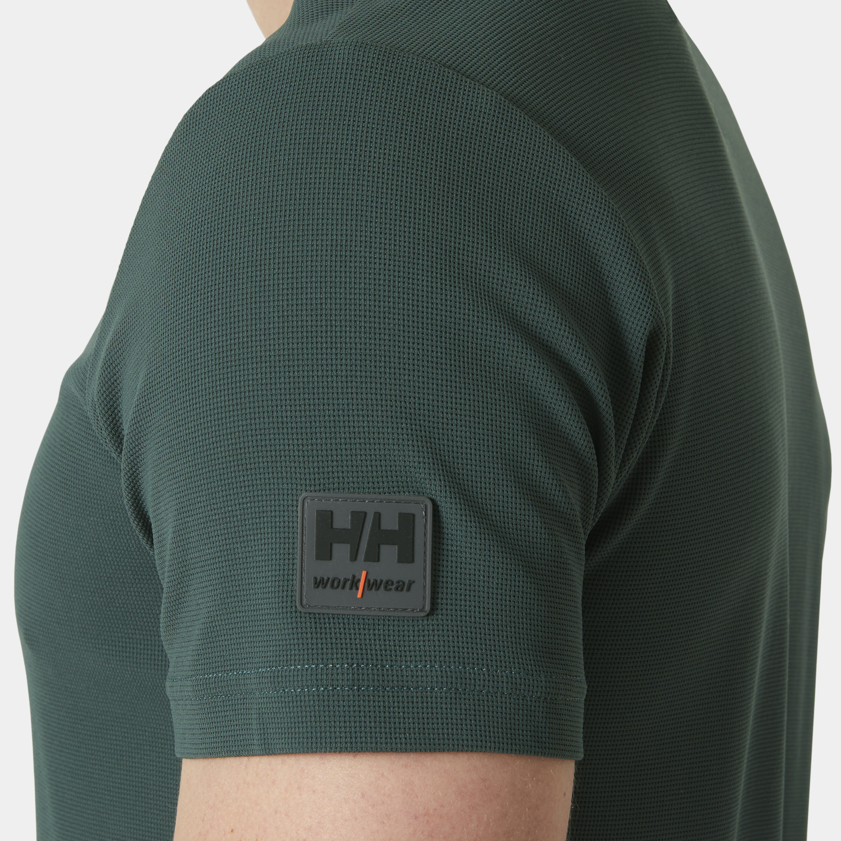 TECH T-SHIRT