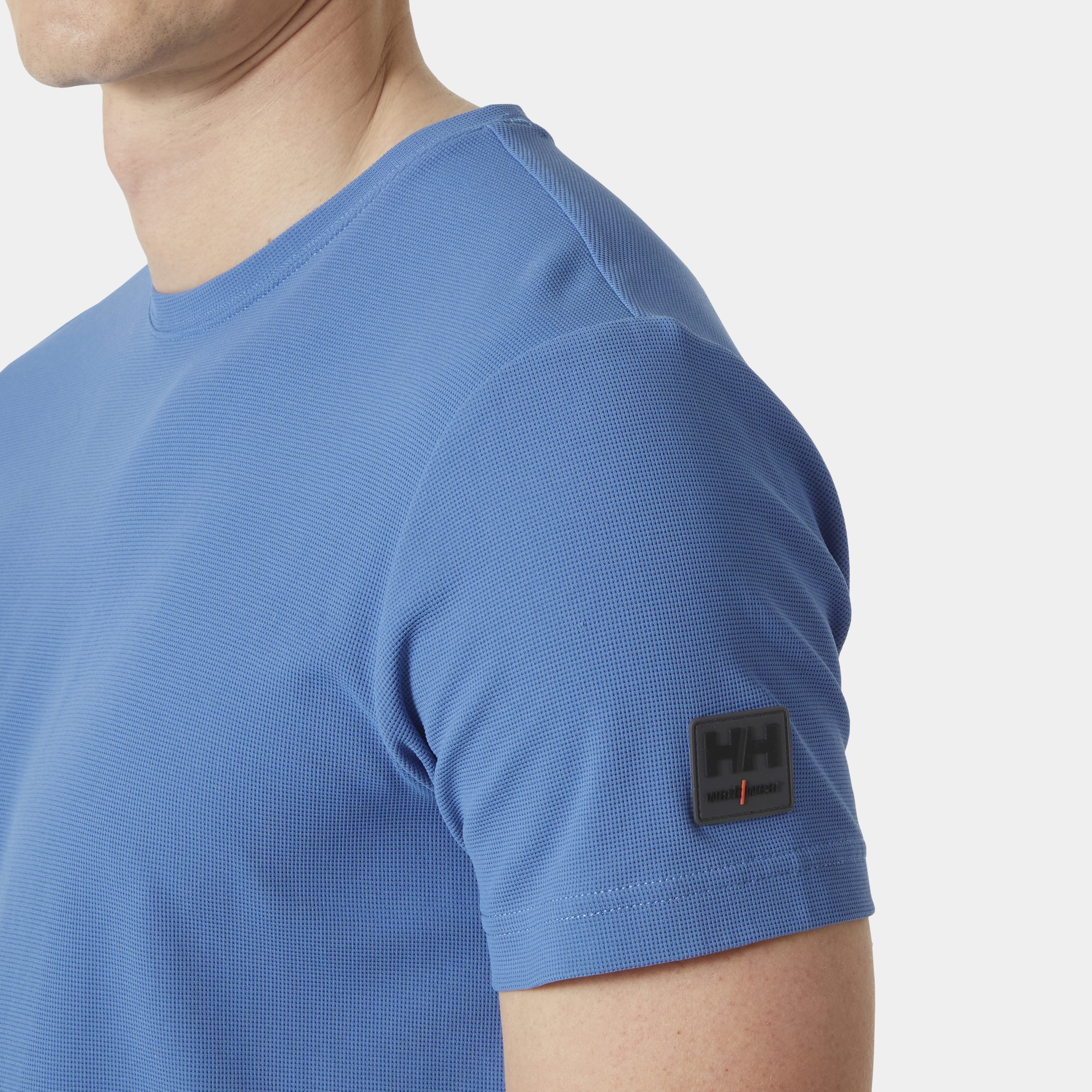 TECH T-SHIRT